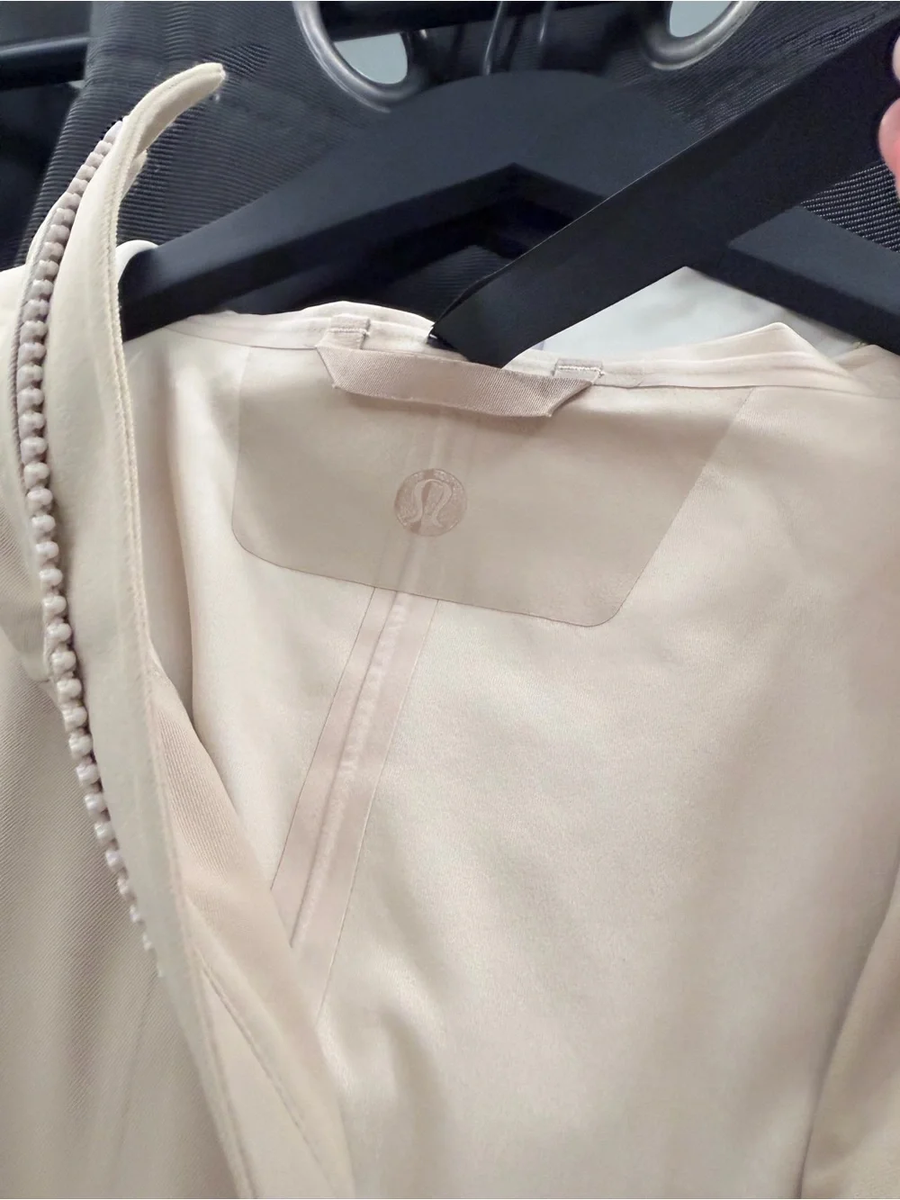 Lululemon Men’s Storm Field StretchSeal Long Jacket size XL color TRNH (beige)